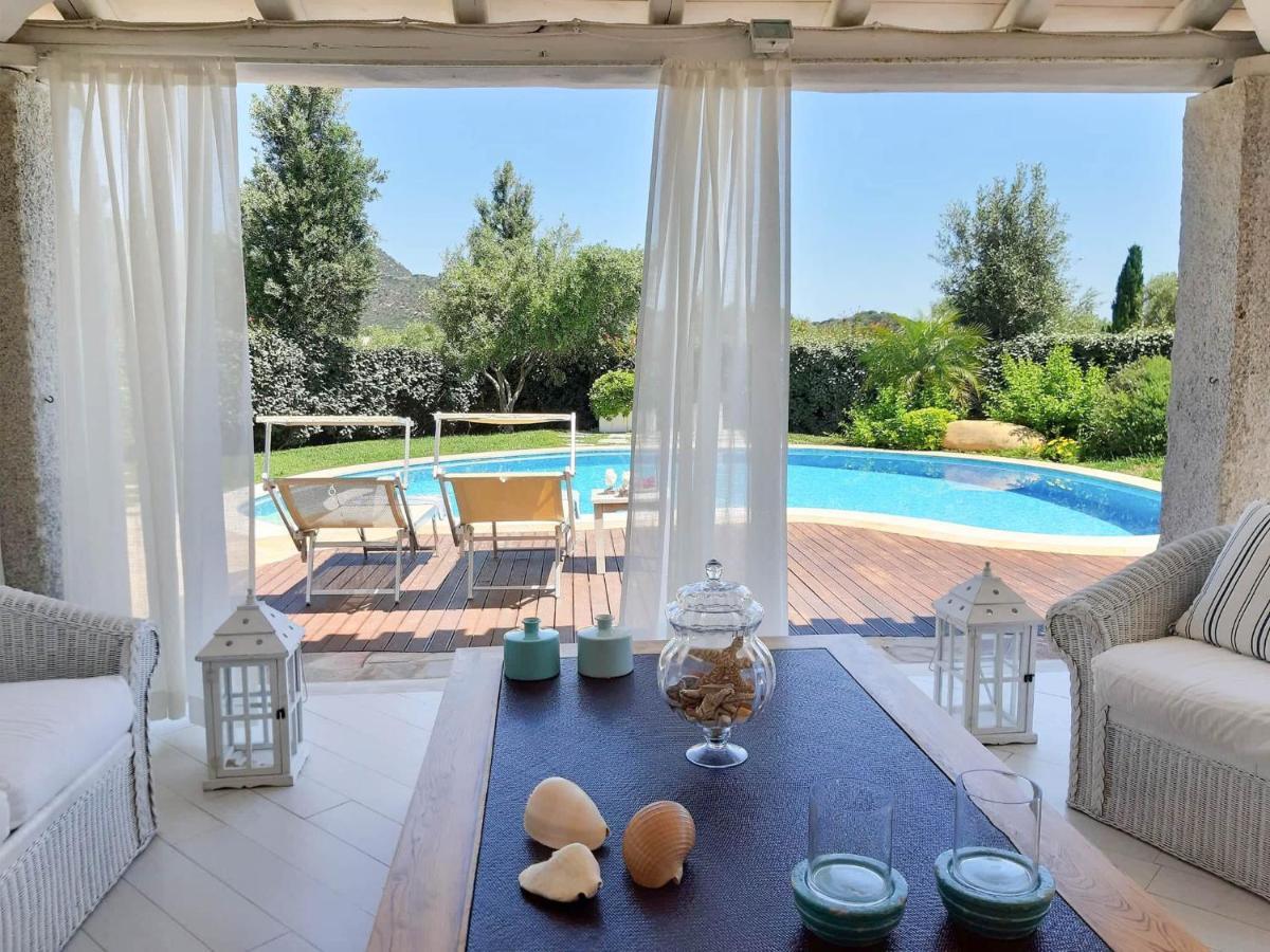 קסטיאדס Villa Bougainvillea Con Piscina E Giardino Privato A Pochi Passi Dal Mare מראה חיצוני תמונה