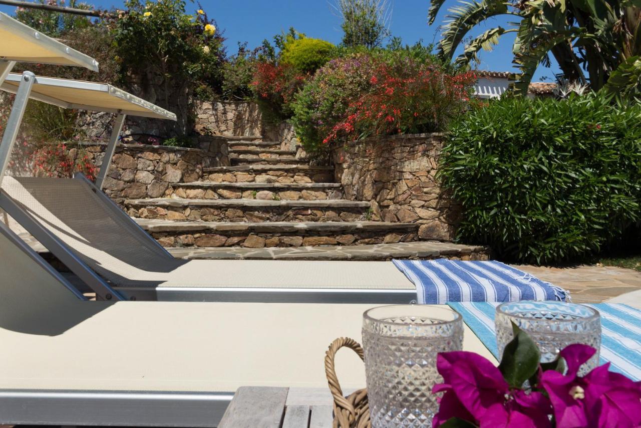קסטיאדס Villa Bougainvillea Con Piscina E Giardino Privato A Pochi Passi Dal Mare מראה חיצוני תמונה