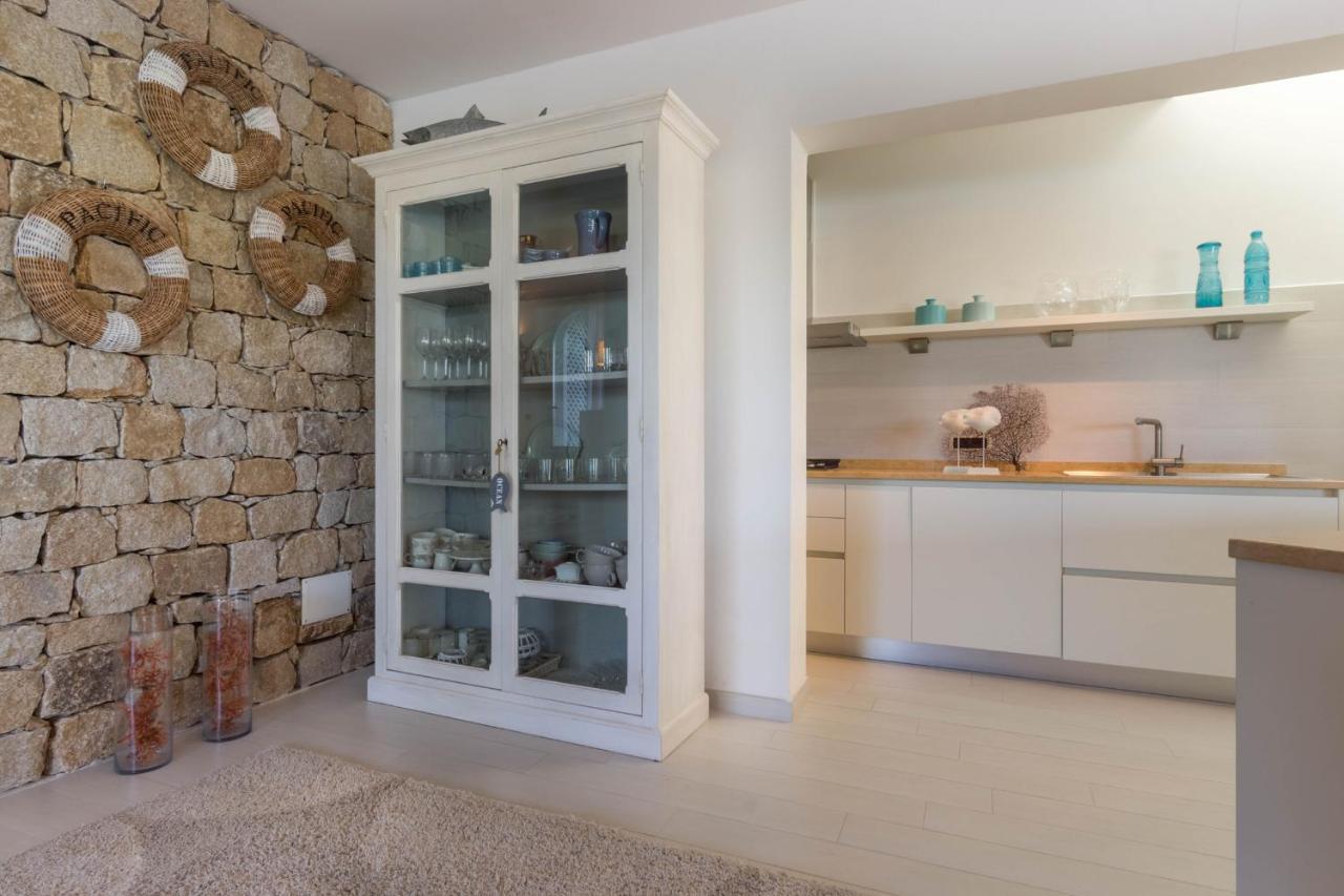 קסטיאדס Villa Bougainvillea Con Piscina E Giardino Privato A Pochi Passi Dal Mare מראה חיצוני תמונה