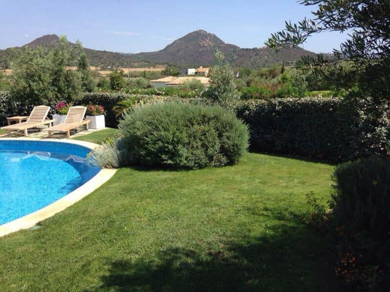 קסטיאדס Villa Bougainvillea Con Piscina E Giardino Privato A Pochi Passi Dal Mare מראה חיצוני תמונה